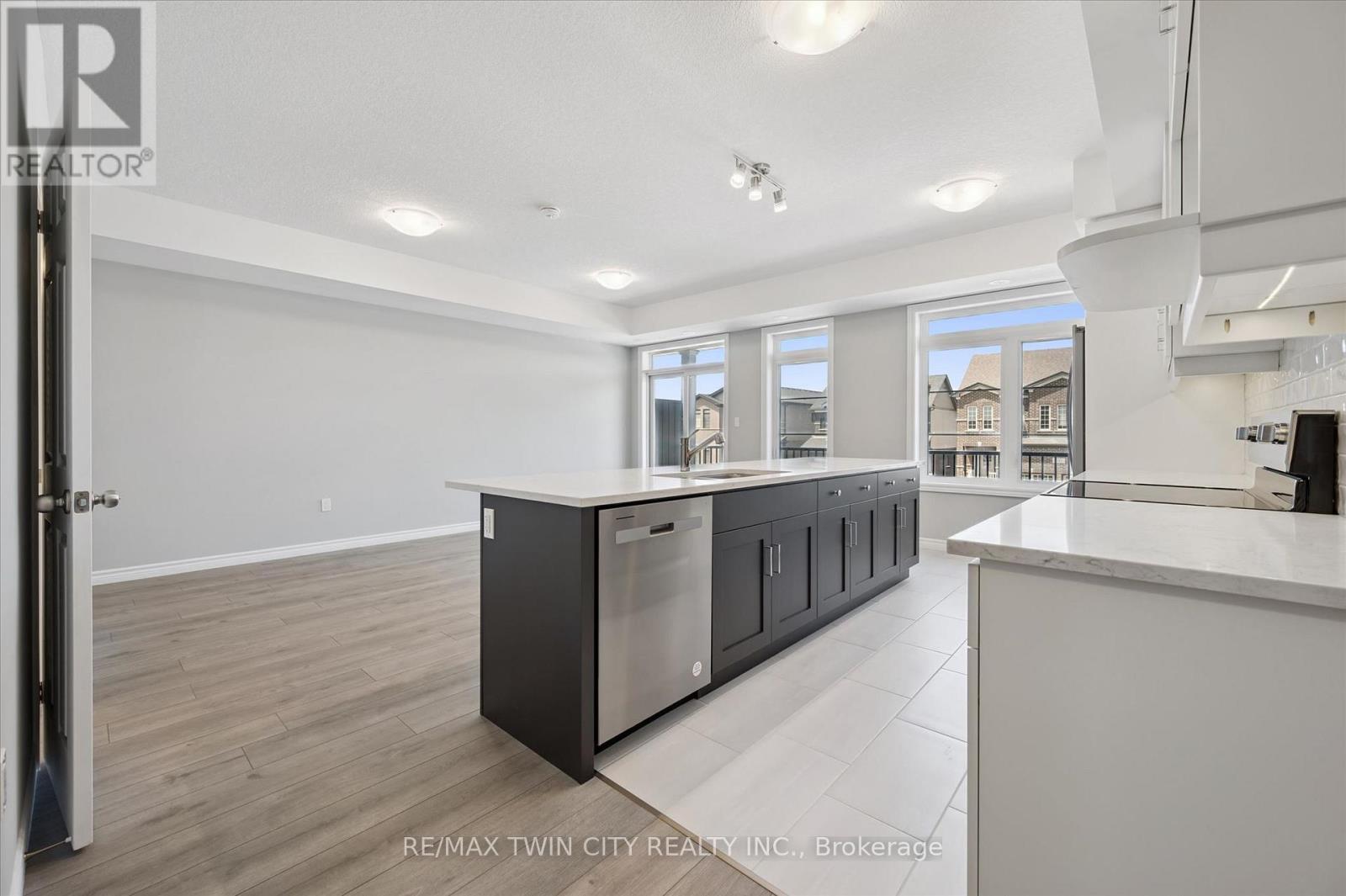 9 Lomond Lane, Kitchener, Ontario  N2R 0T6 - Photo 15 - X13185642