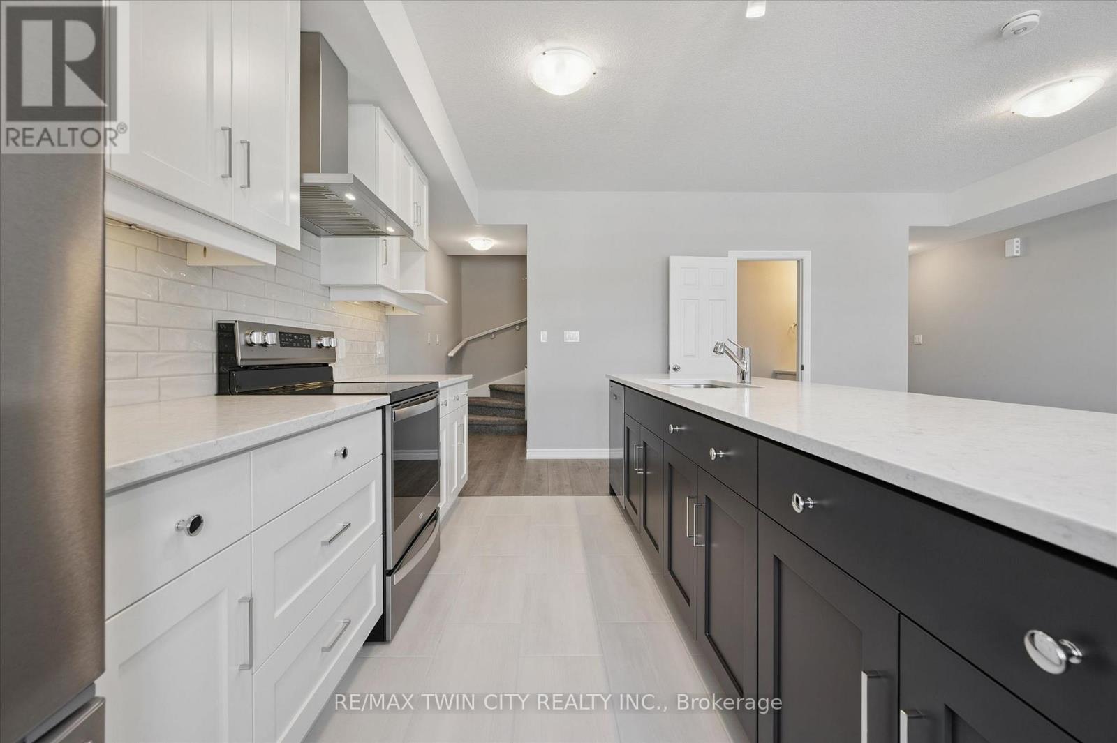 9 Lomond Lane, Kitchener, Ontario  N2R 0T6 - Photo 21 - X13185642