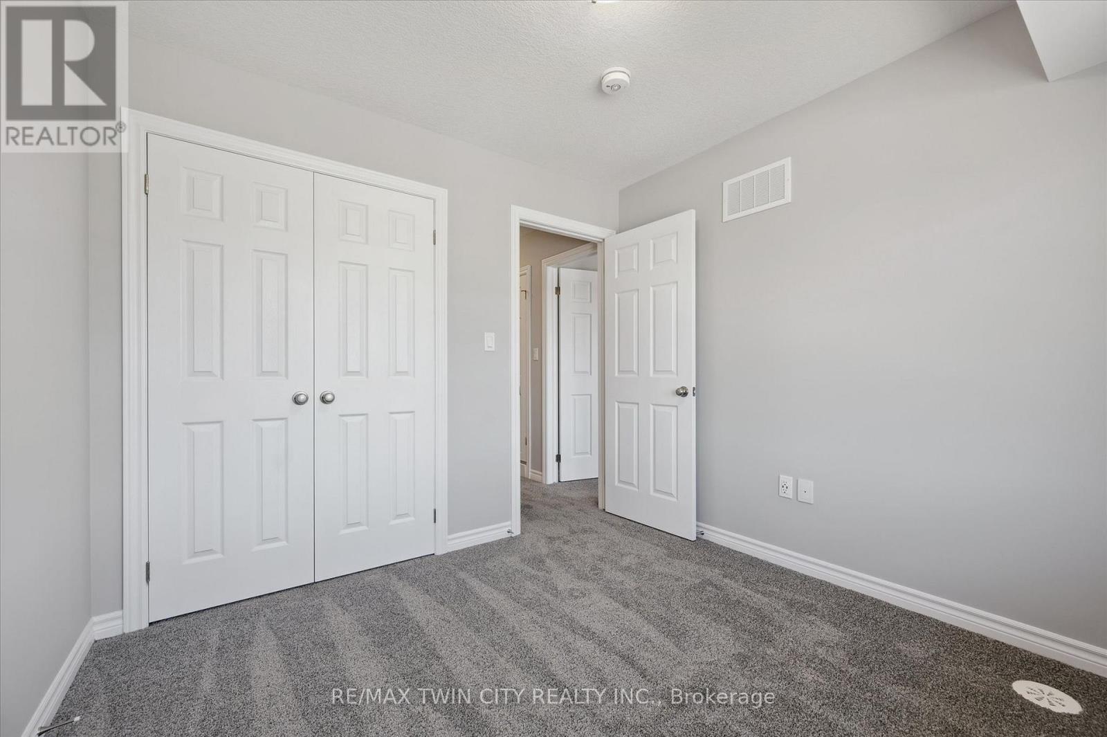 9 Lomond Lane, Kitchener, Ontario  N2R 0T6 - Photo 28 - X13185642