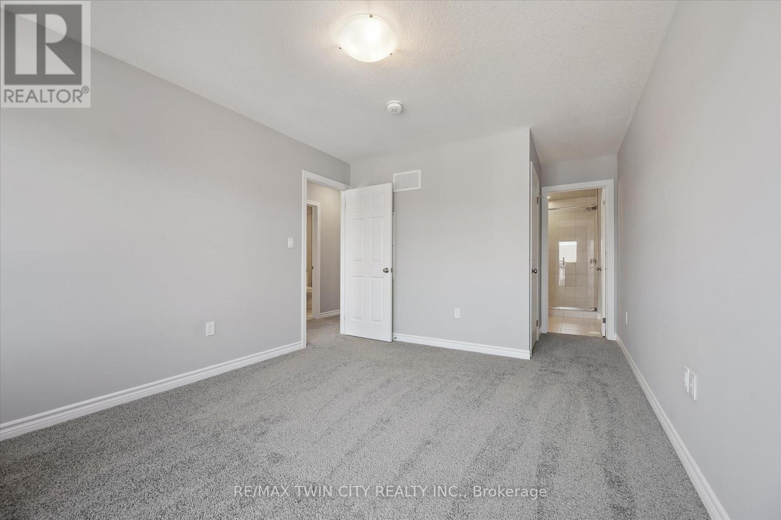 9 Lomond Lane, Kitchener, Ontario  N2R 0T6 - Photo 36 - X13185642
