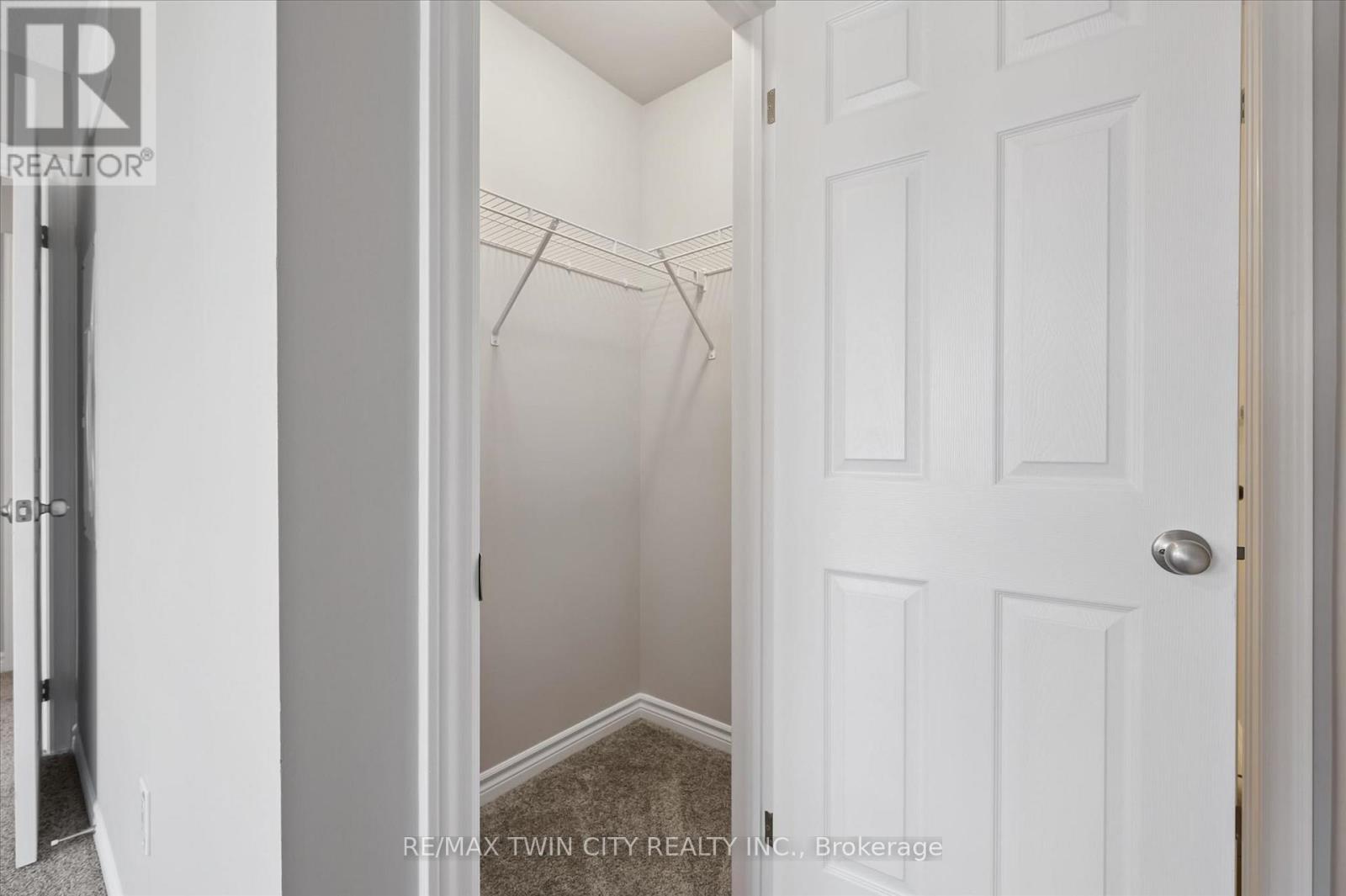 9 Lomond Lane, Kitchener, Ontario  N2R 0T6 - Photo 39 - X13185642