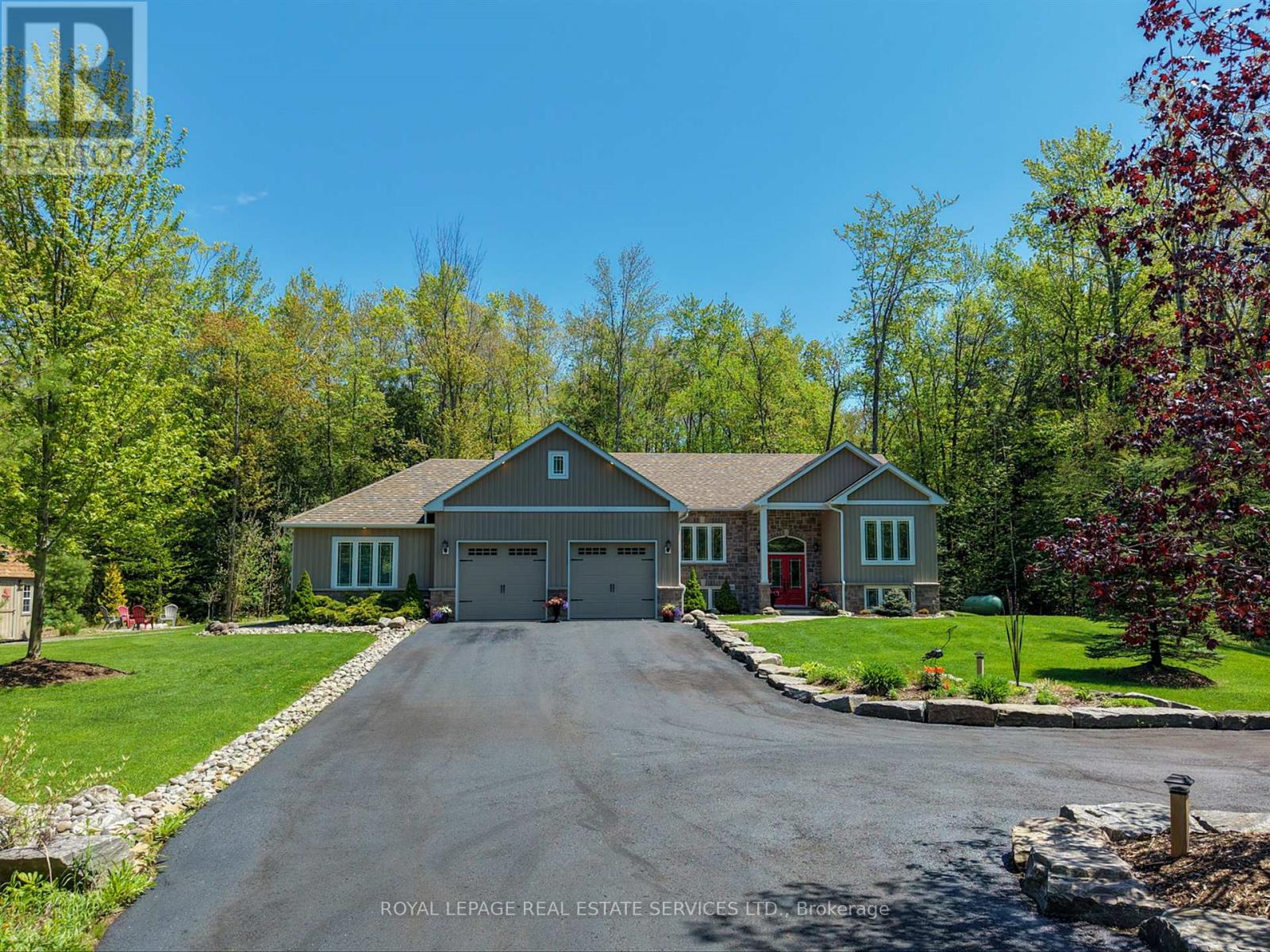 1045 TOWER CRESCENT, Gravenhurst, Ontario