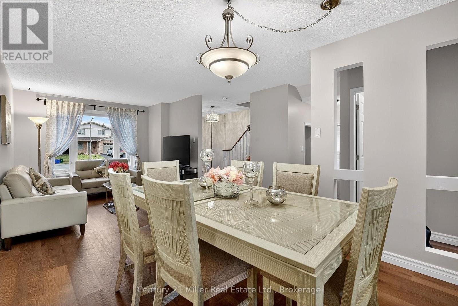 2451 Malcolm Crescent, Burlington, Ontario  L7P 3Y7 - Photo 14 - W13186904