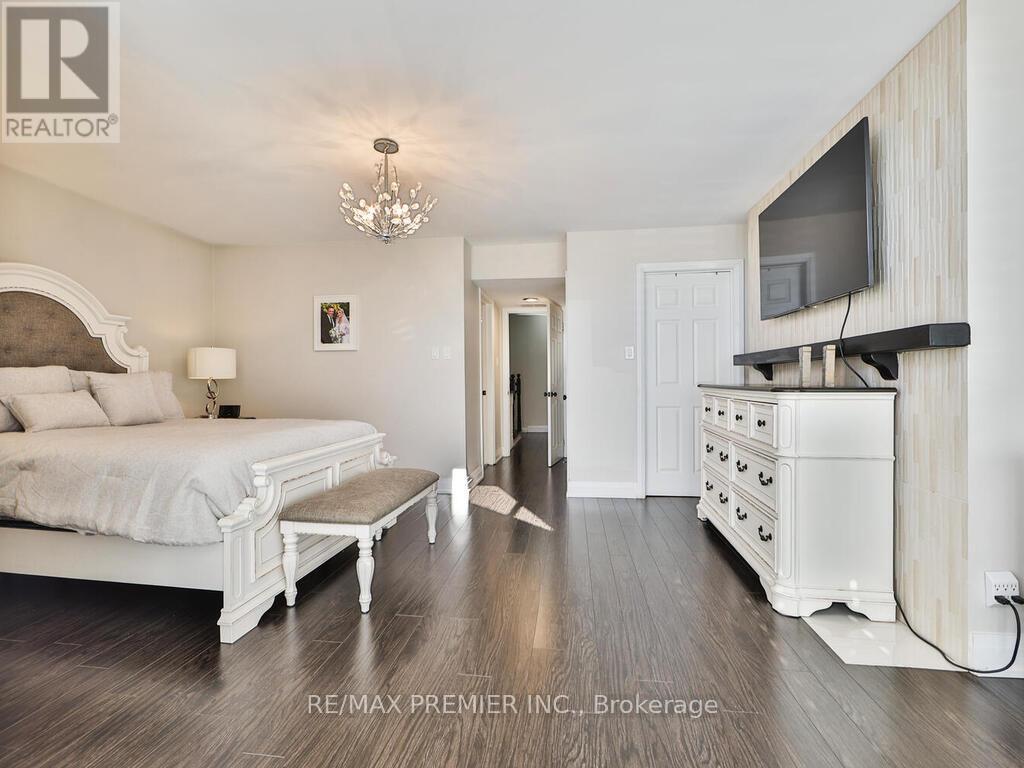 8 - 100 Arbors Lane, Vaughan, Ontario  L4L 7G4 - Photo 17 - N12942328