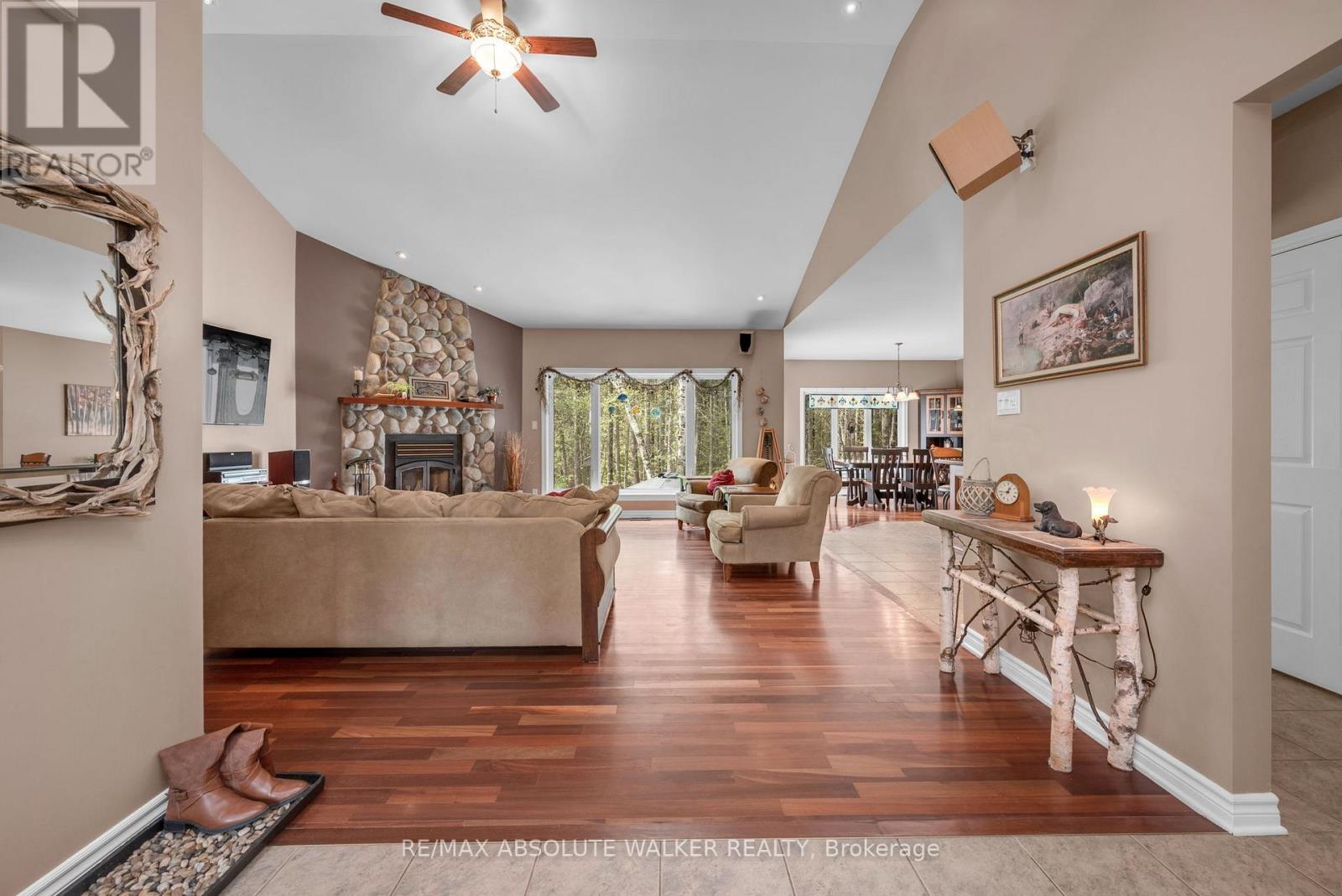 114 Hardwood Drive, Ottawa, Ontario  K0A 2H0 - Photo 4 - X13142208