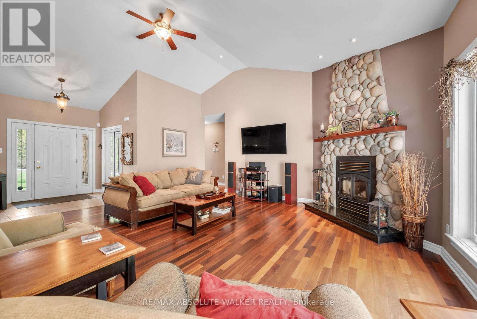 114 Hardwood Drive, Ottawa, Ontario  K0A 2H0 - Photo 6 - X13142208
