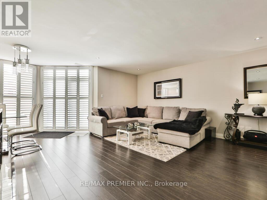 8 - 100 Arbors Lane, Vaughan, Ontario  L4L 7G4 - Photo 6 - N12942328