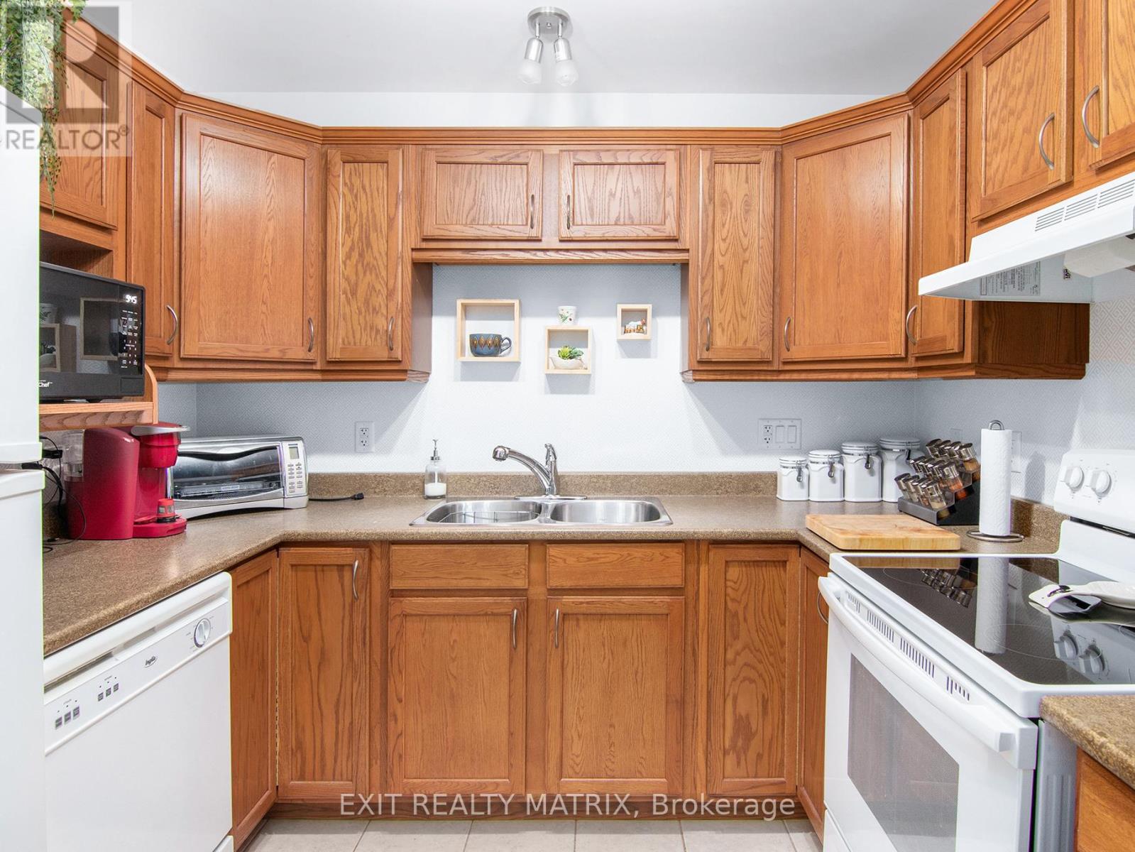 8 - 92 Lapointe Street, Russell, Ontario  K0A 1W0 - Photo 6 - X13170350
