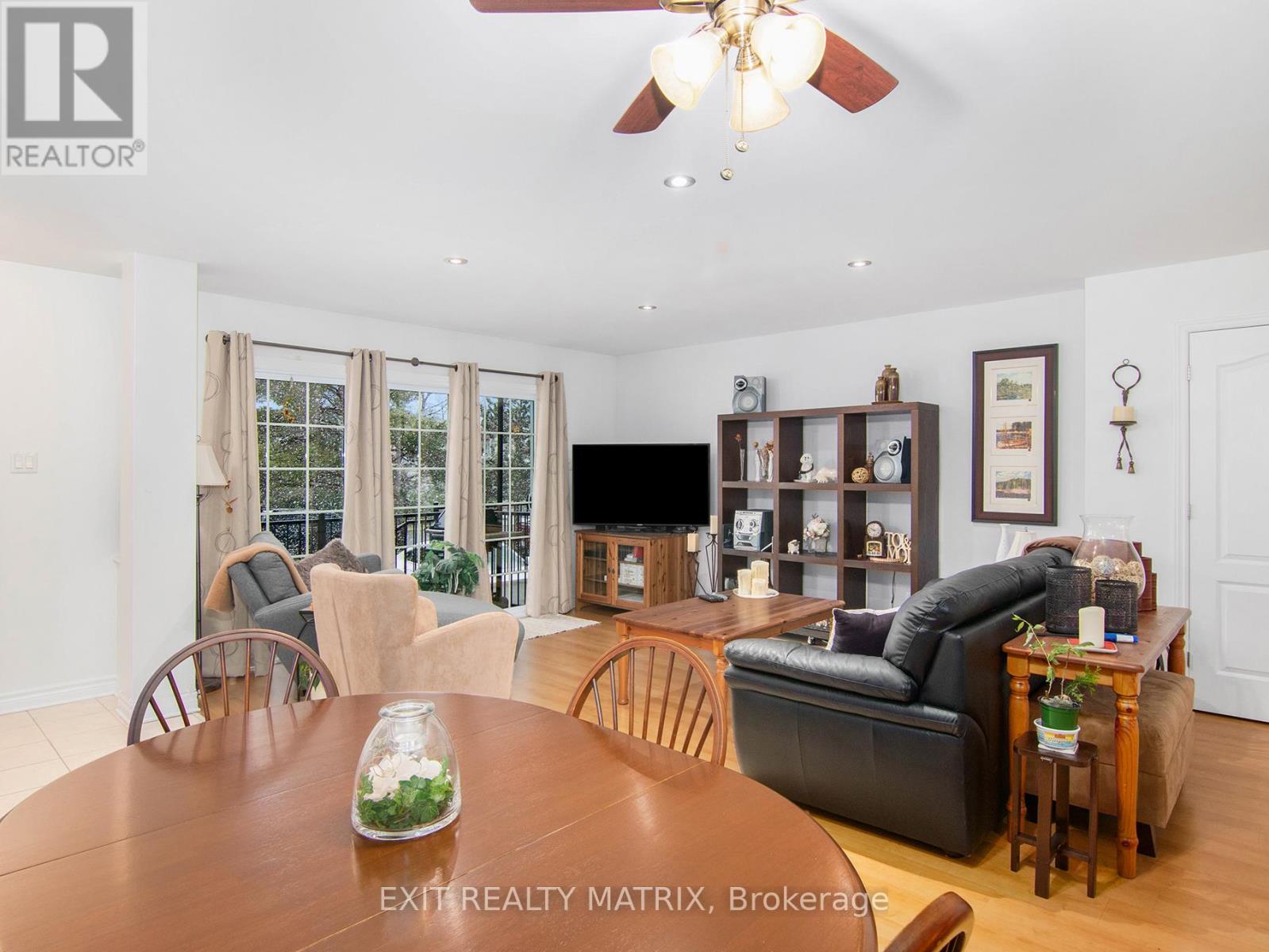 8 - 92 Lapointe Street, Russell, Ontario  K0A 1W0 - Photo 4 - X13170350