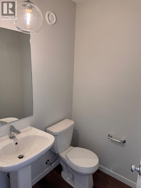 46 Setonvista Grove SE, Calgary, Alberta  T3M 4A3 - Photo 4 - A2241408