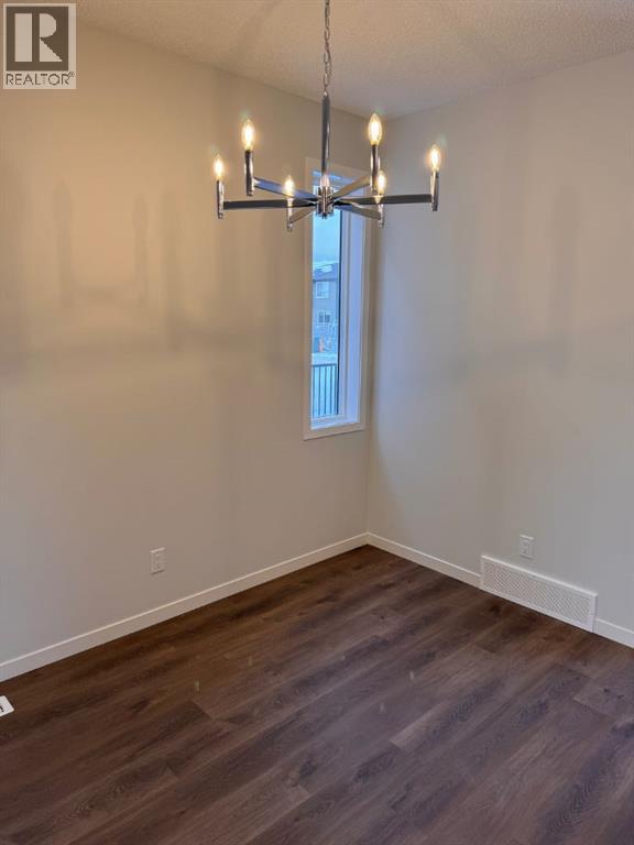 46 Setonvista Grove SE, Calgary, Alberta  T3M 4A3 - Photo 5 - A2241408