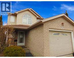 90 BRIDLEWREATH Street Unit# Upper unit, Kitchener, Ontario