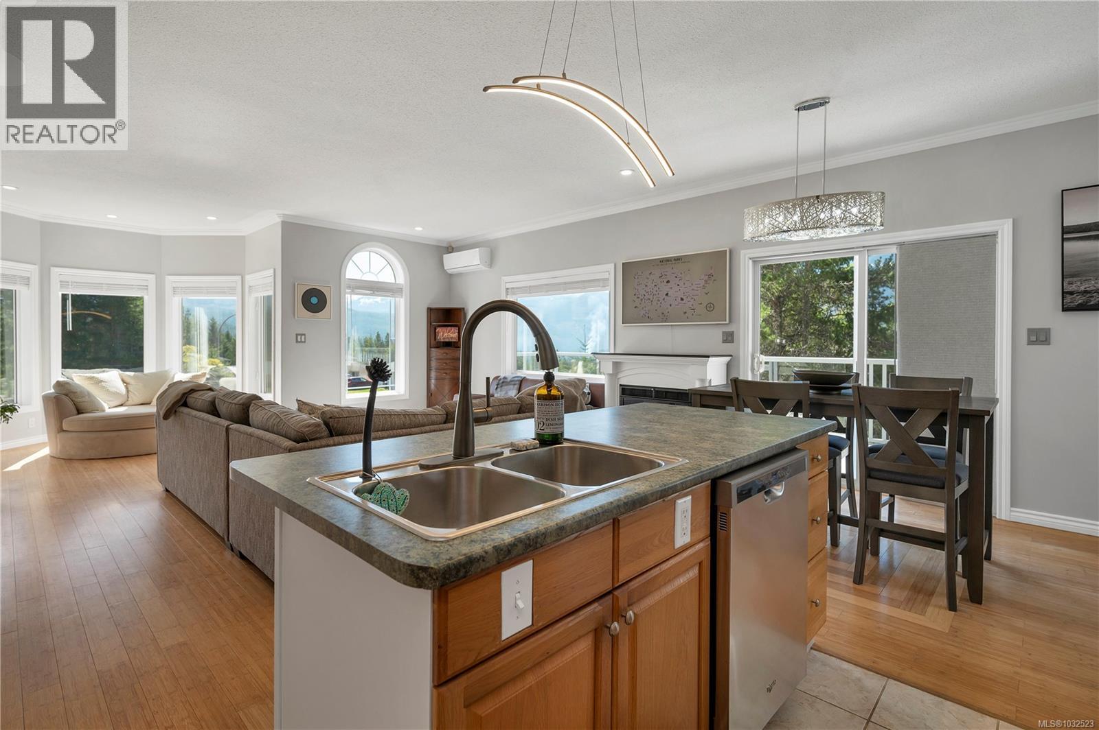 429 Donner Dr, Gold River, British Columbia  V0P 1G0 - Photo 8 - 1032523