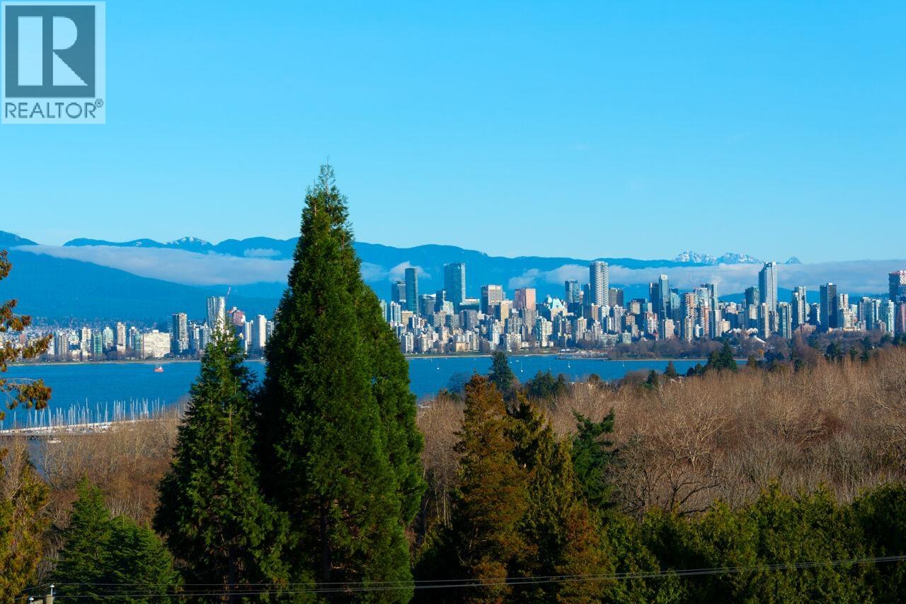 4426 W 4th Avenue, Vancouver, British Columbia  V6R 1R1 - Photo 2 - R3128528