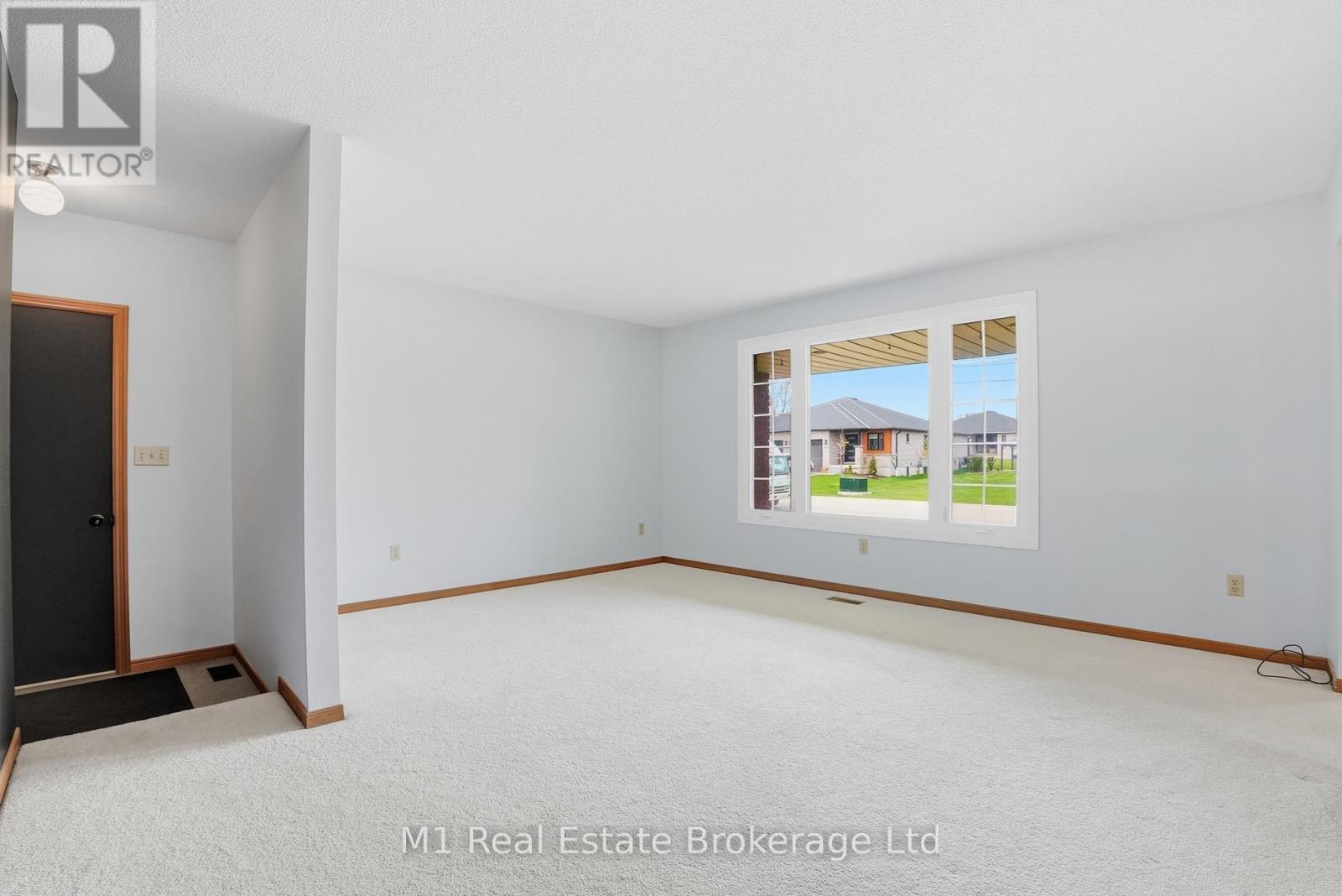 214 Church Street N, Wellington North (Mount Forest), Ontario  N0G 2L2 - Photo 11 - X13186260