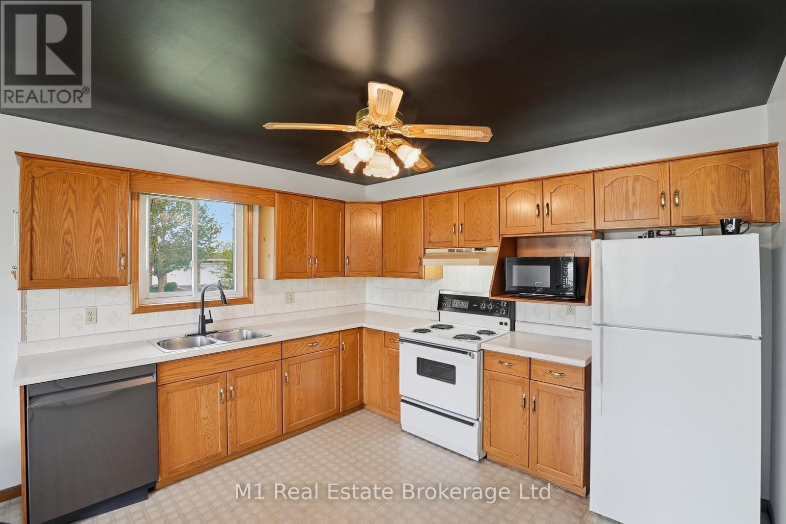 214 Church Street N, Wellington North (Mount Forest), Ontario  N0G 2L2 - Photo 7 - X13186260