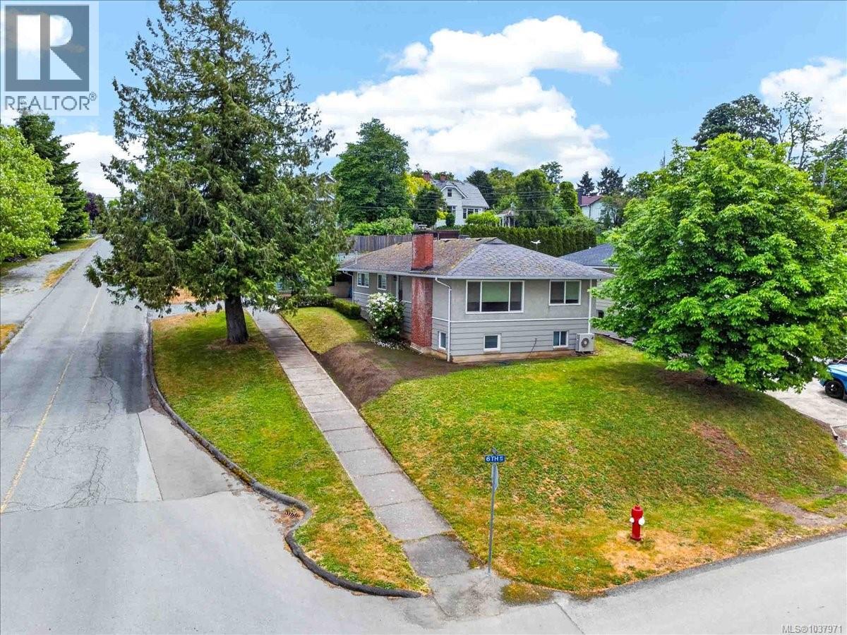4664 Angus St, Port Alberni, British Columbia