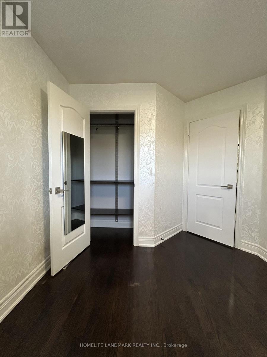3484 Eglinton Avenue W, Mississauga, Ontario  L5M 7P4 - Photo 23 - W13183354