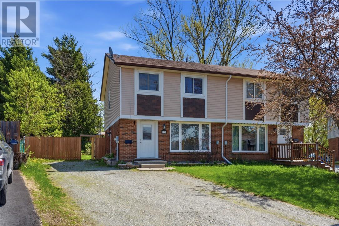 176 Colonial Court, Sudbury, Ontario  P3A 4X5 - Photo 1 - 2128071