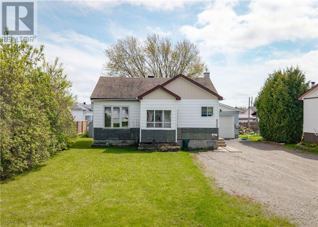 435 Main Street, Sudbury, Ontario  P3A 1T5 - Photo 1 - 2127955
