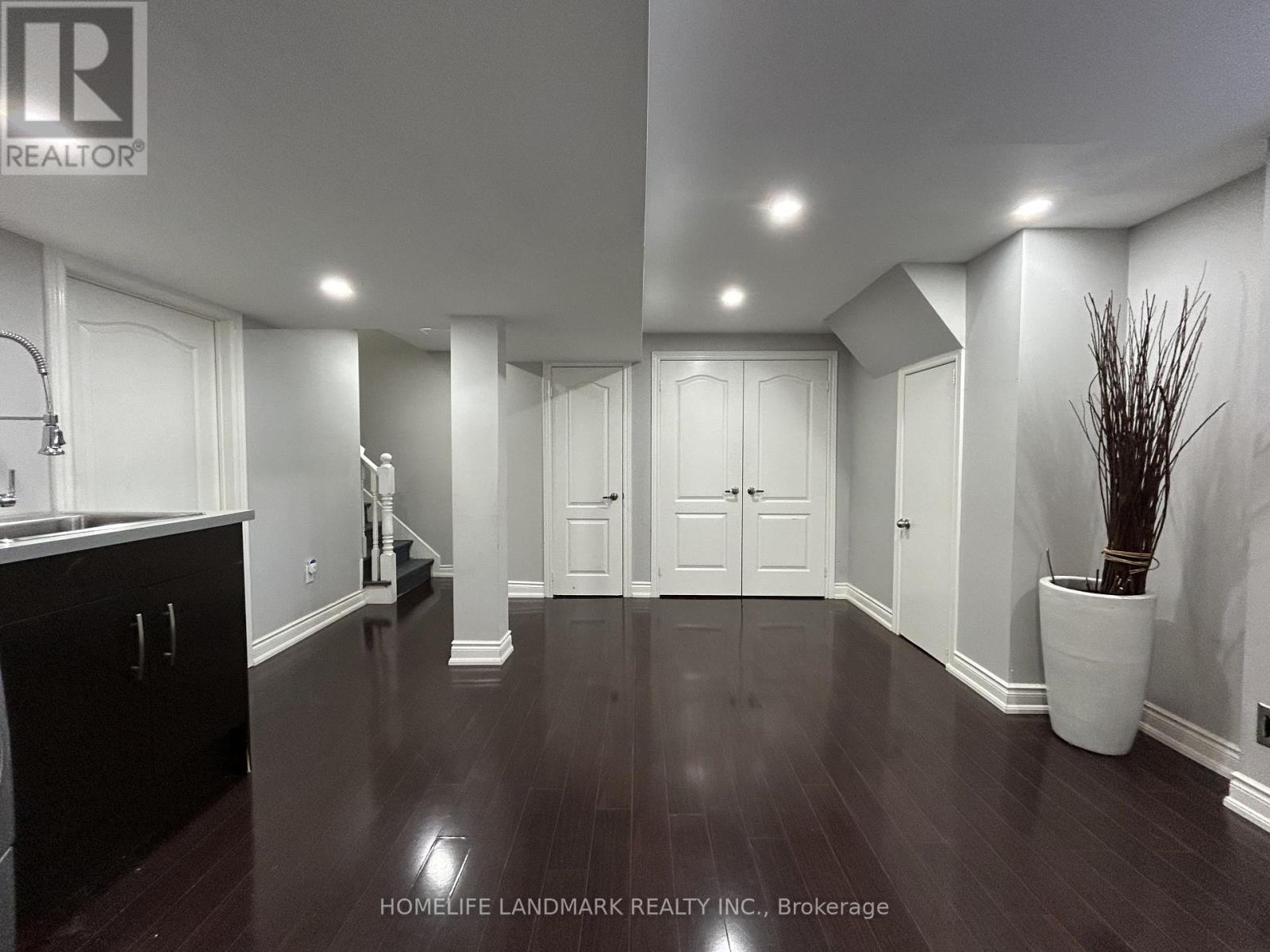 3484 Eglinton Avenue W, Mississauga, Ontario  L5M 7P4 - Photo 28 - W13183354
