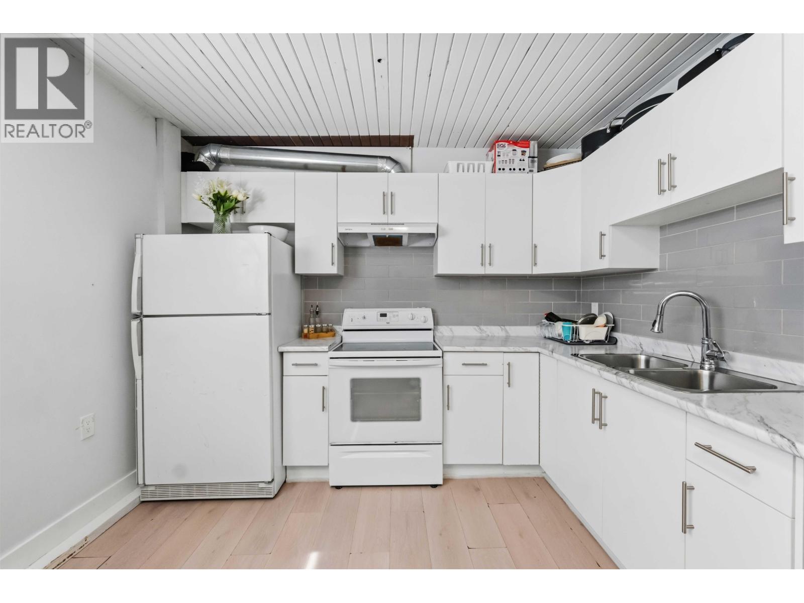 19536 118b Avenue, Pitt Meadows, British Columbia  V3Y 1L3 - Photo 15 - R3128519