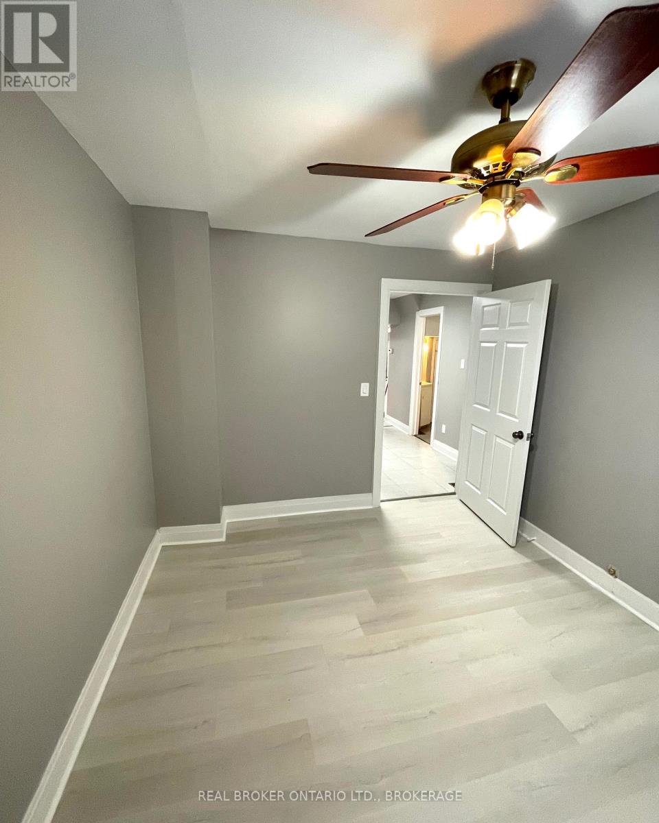 302 Mcconnell Avenue, Cornwall, Ontario  K6H 4L5 - Photo 3 - X12980276