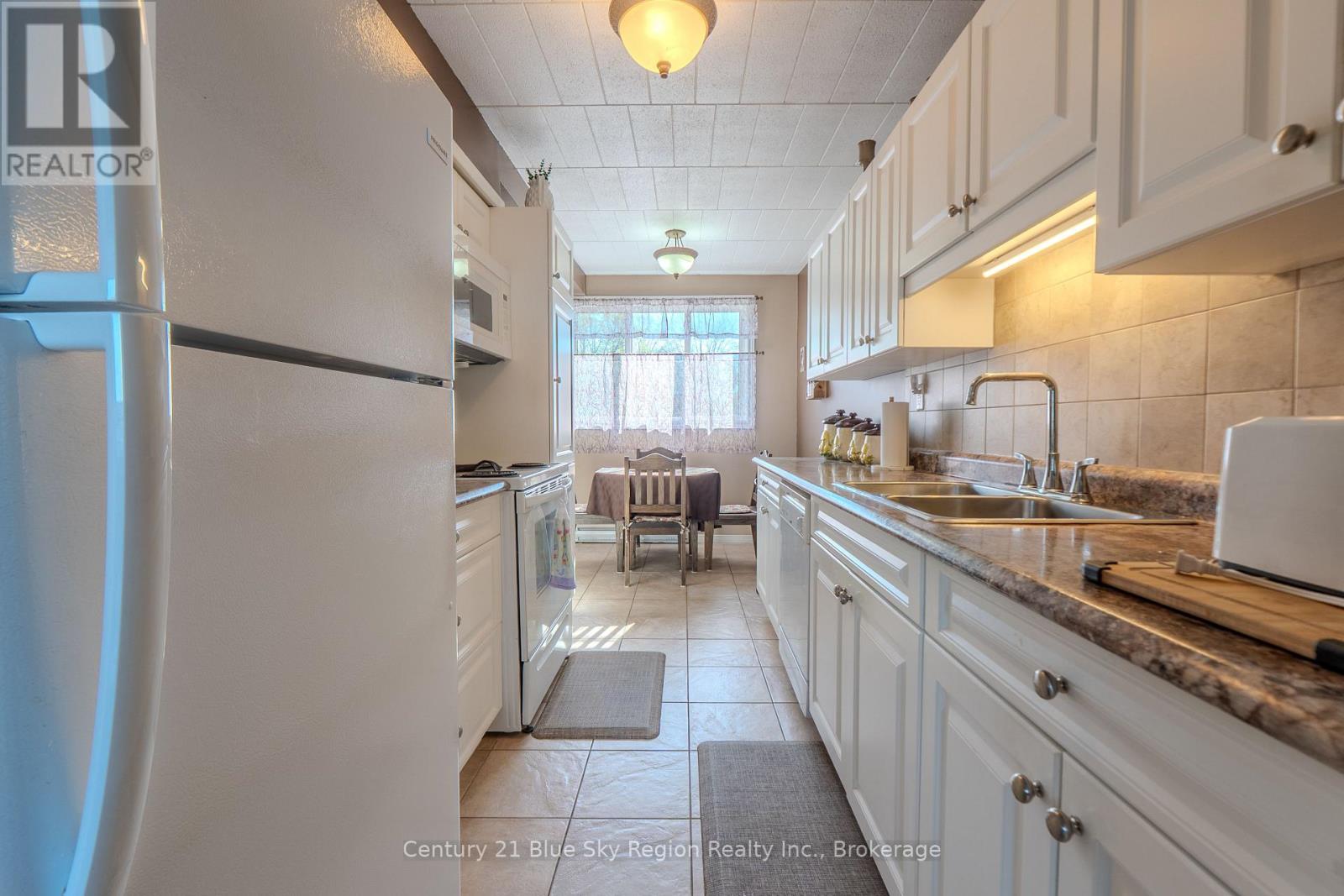 8 - 1205 Premier Road, North Bay, Ontario  P1A 2J3 - Photo 6 - X13186524