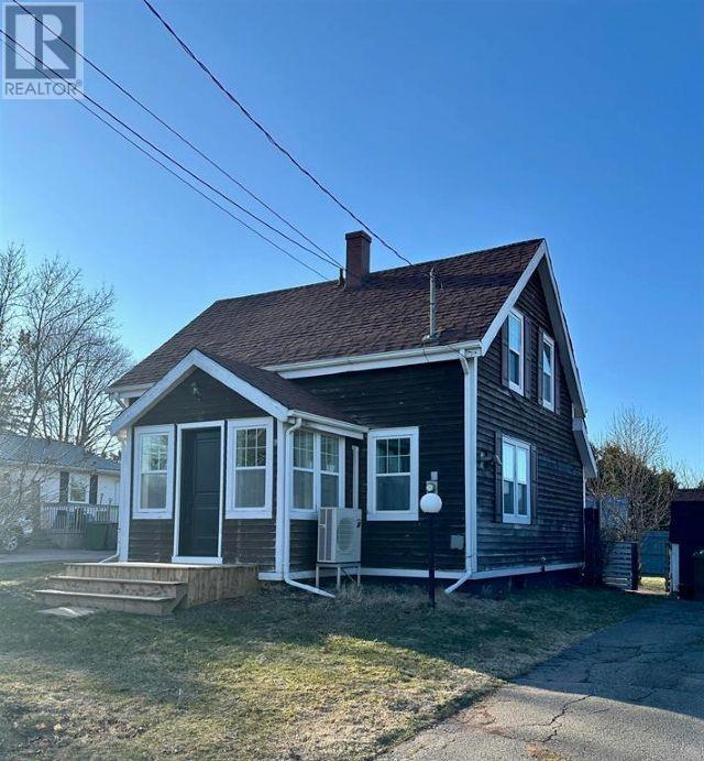 51 Pleasant Street, Kensington, Prince Edward Island  C0B 1M0 - Photo 1 - 202602672