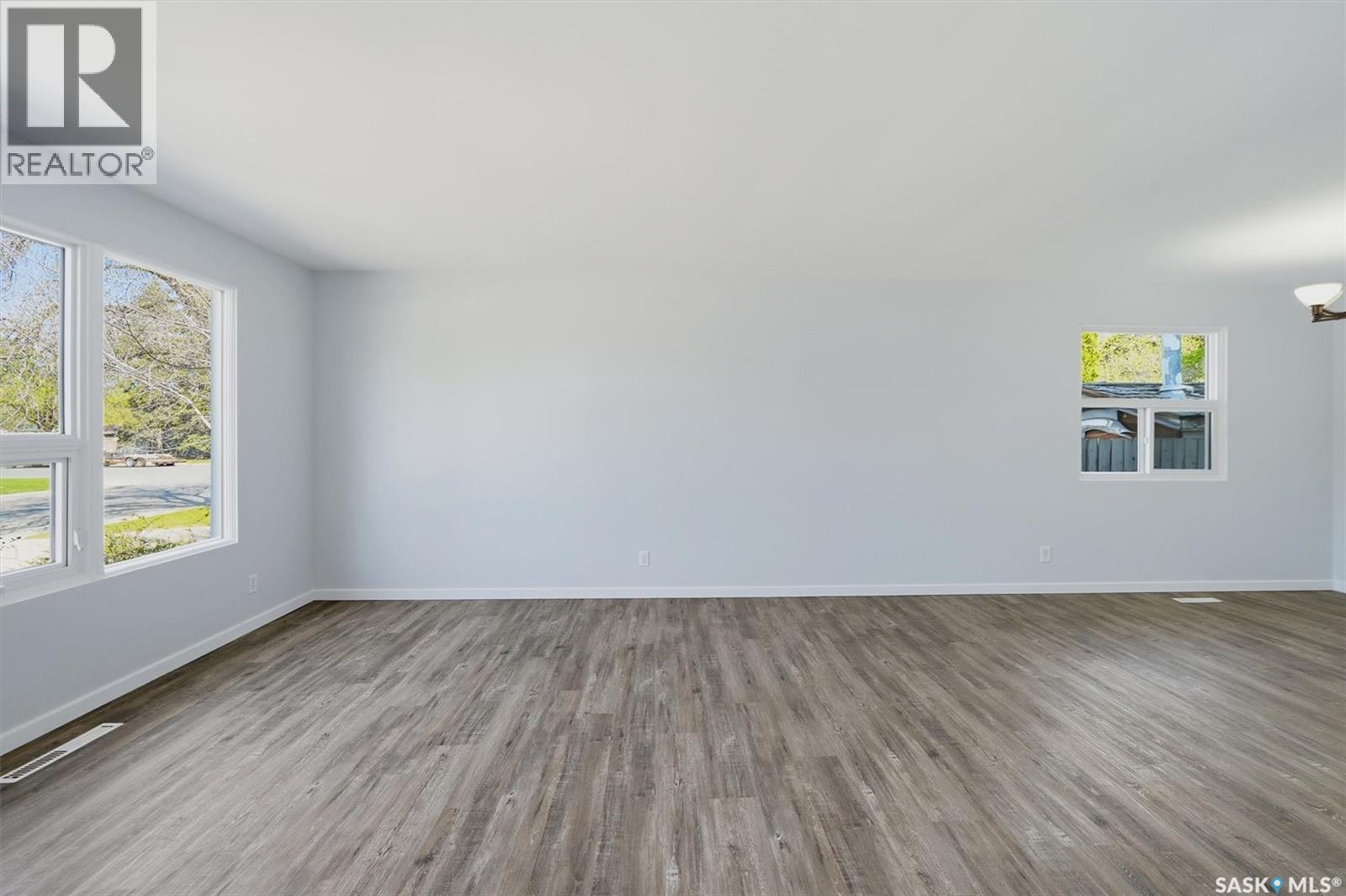 3 Rutter Crescent, Saskatoon, Saskatchewan  S7H 3B6 - Photo 8 - SK037241