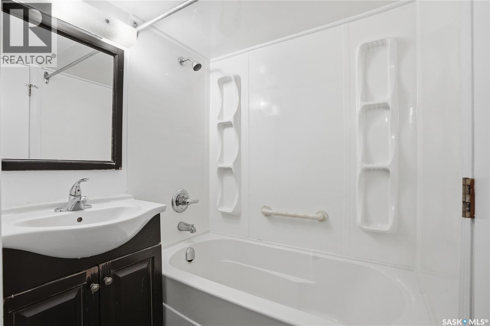 1044 East Centre, Saskatoon, Saskatchewan  S7J 3A3 - Photo 26 - SK037188