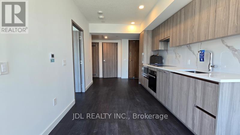 1715 - 1 Concord Cityplace Way, Toronto, Ontario  M5V 0X3 - Photo 2 - C13186274