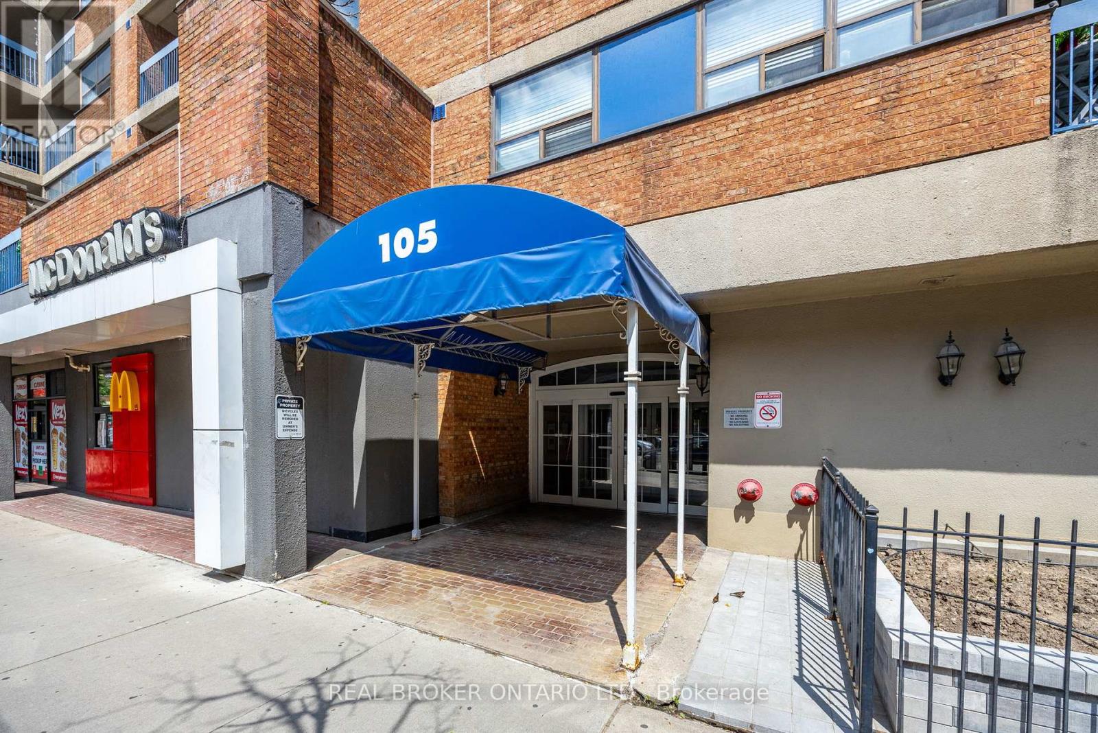 708 - 105 Mc Caul Street, Toronto, Ontario  M5T 2X4 - Photo 23 - C13186276