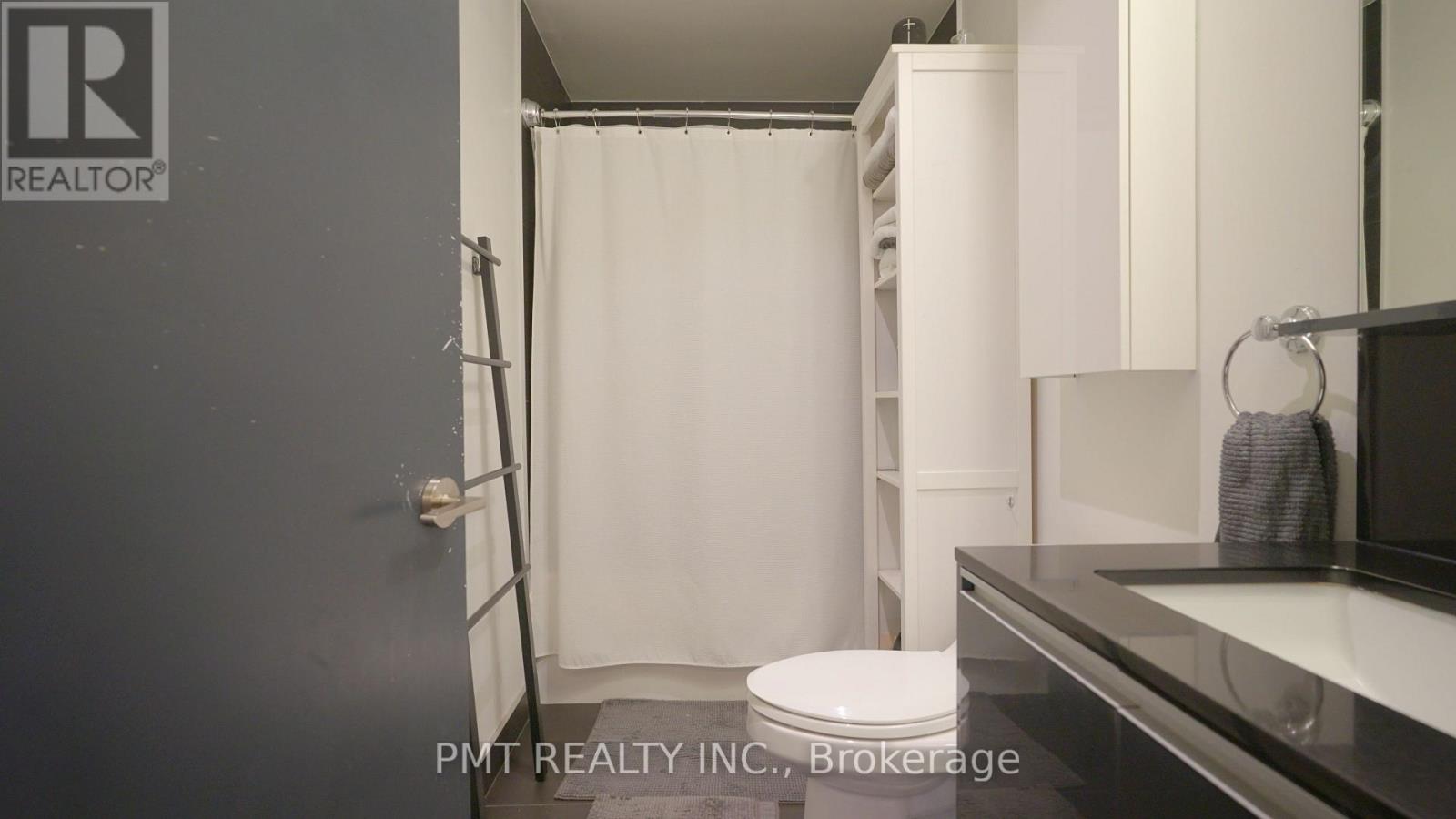 201 - 20 Gladstone Avenue, Toronto, Ontario  M6J 0E9 - Photo 19 - C13187004