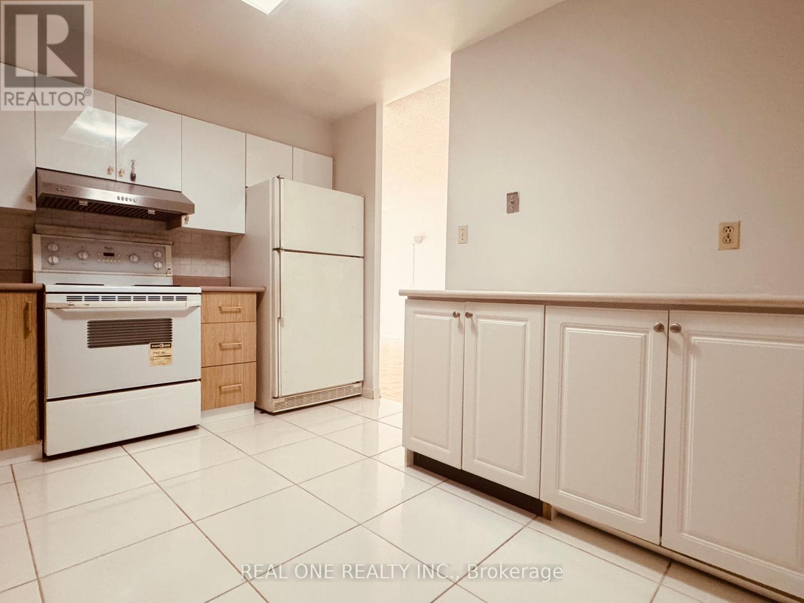 1723 - 75 Bamburgh Circle, Toronto, Ontario  M1W 3W1 - Photo 11 - E13186360
