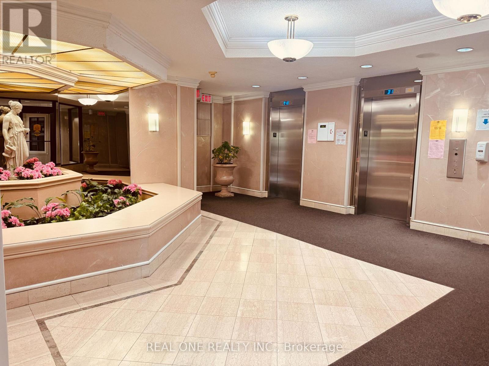 1723 - 75 Bamburgh Circle, Toronto, Ontario  M1W 3W1 - Photo 3 - E13186360