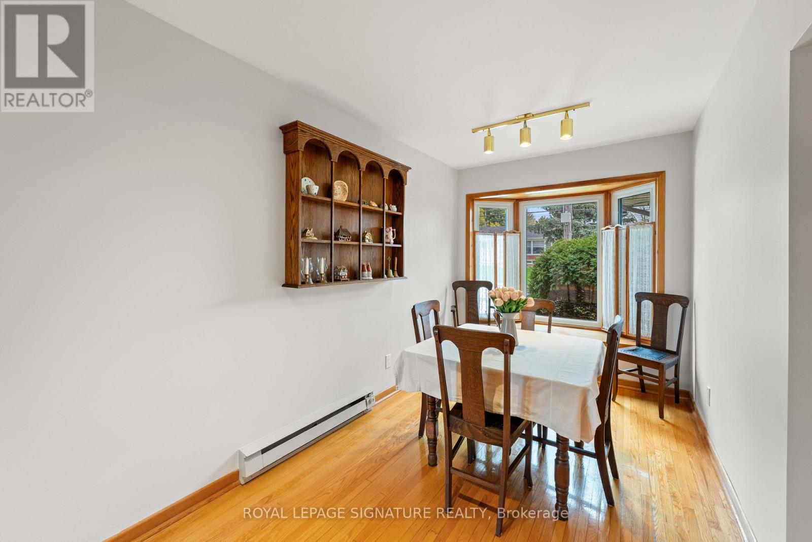 16 Shrewsbury Square, Toronto, Ontario  M1T 1L2 - Photo 11 - E13186594