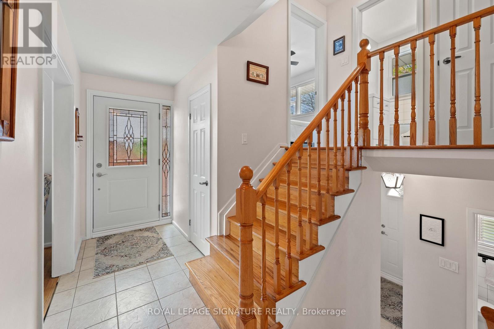 16 Shrewsbury Square, Toronto, Ontario  M1T 1L2 - Photo 7 - E13186594
