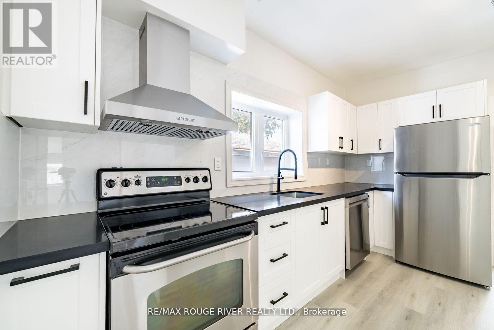 513 Ritson Road N, Oshawa, Ontario  L1G 5R4 - Photo 12 - E13186664