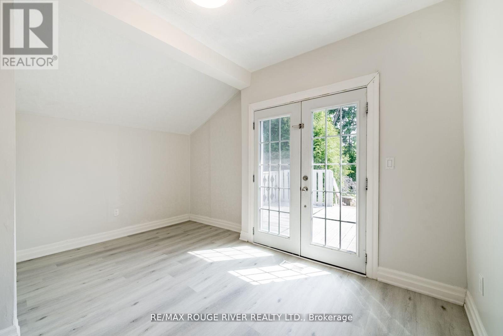 513 Ritson Road N, Oshawa, Ontario  L1G 5R4 - Photo 15 - E13186664