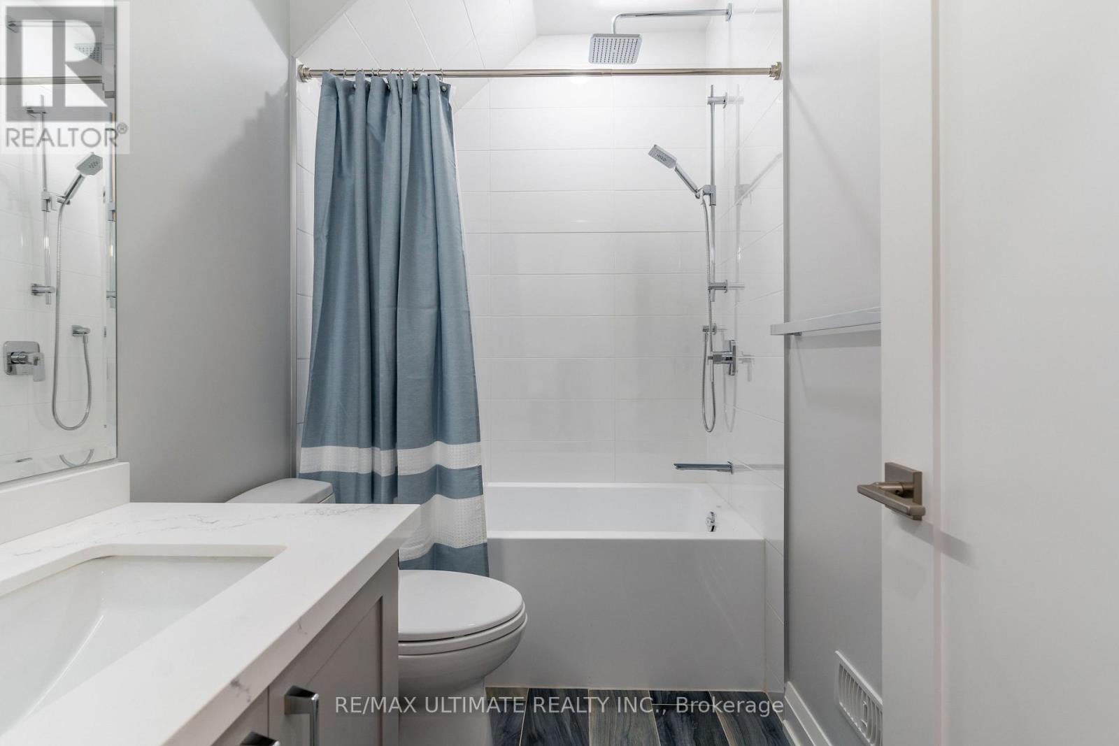 Main - 29 Brookmount Road, Toronto, Ontario  M4L 3M9 - Photo 10 - E13186676