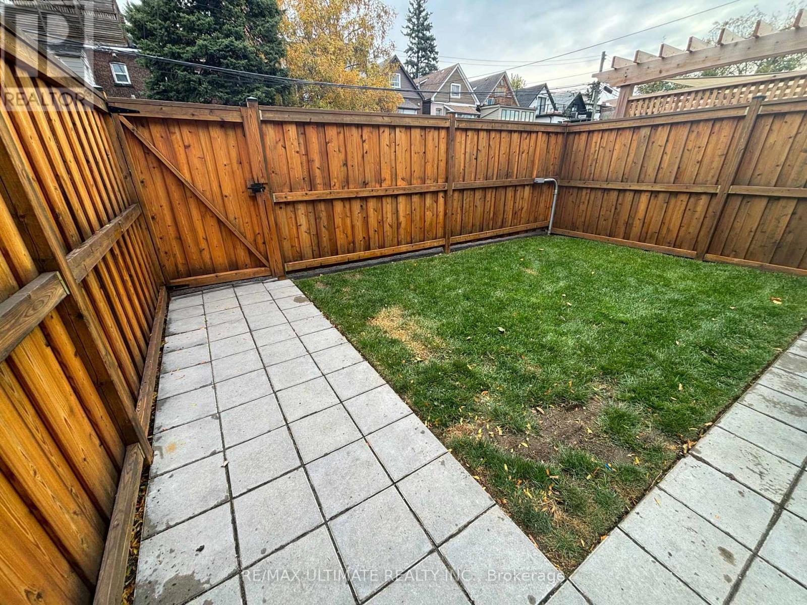 Main - 29 Brookmount Road, Toronto, Ontario  M4L 3M9 - Photo 16 - E13186676