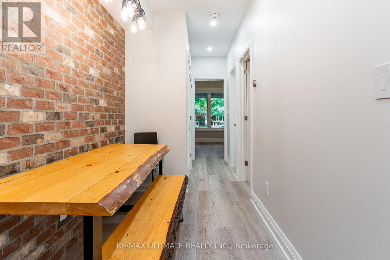 Main - 29 Brookmount Road, Toronto, Ontario  M4L 3M9 - Photo 7 - E13186676