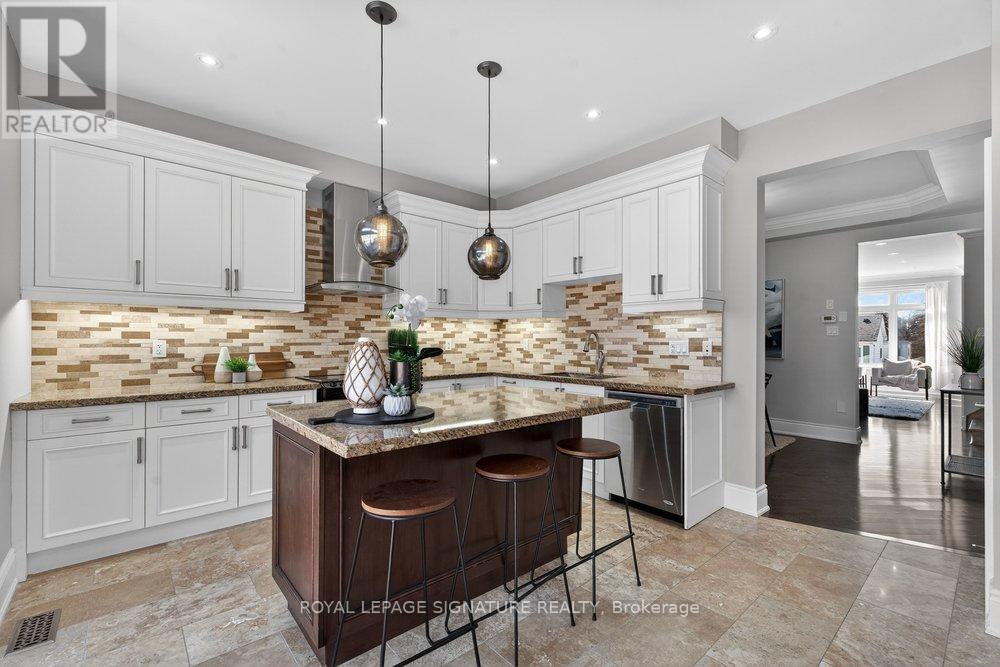61b Bexhill Avenue, Toronto, Ontario  M1L 3B7 - Photo 16 - E13186774