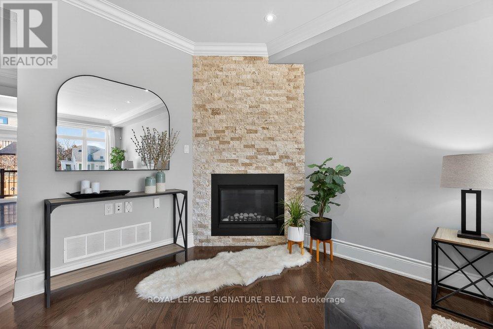 61b Bexhill Avenue, Toronto, Ontario  M1L 3B7 - Photo 9 - E13186774
