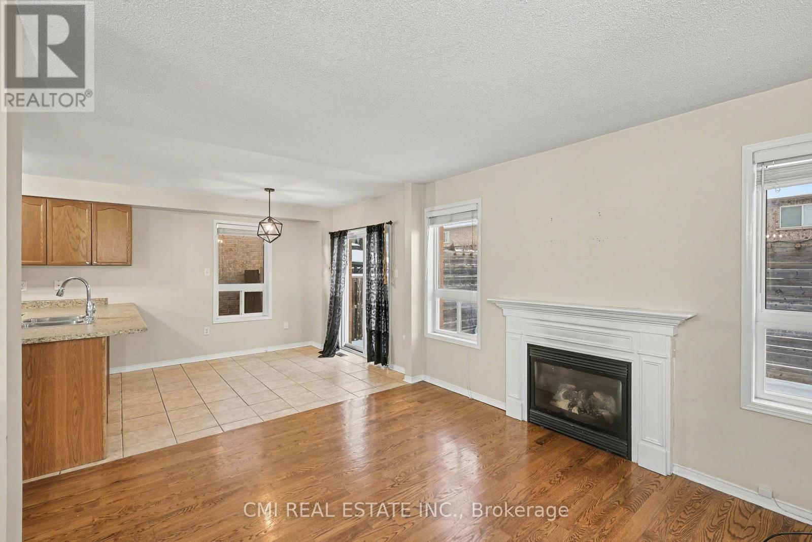57 Oceanpearl Crescent, Whitby, Ontario  L1N 0C6 - Photo 8 - E13187044