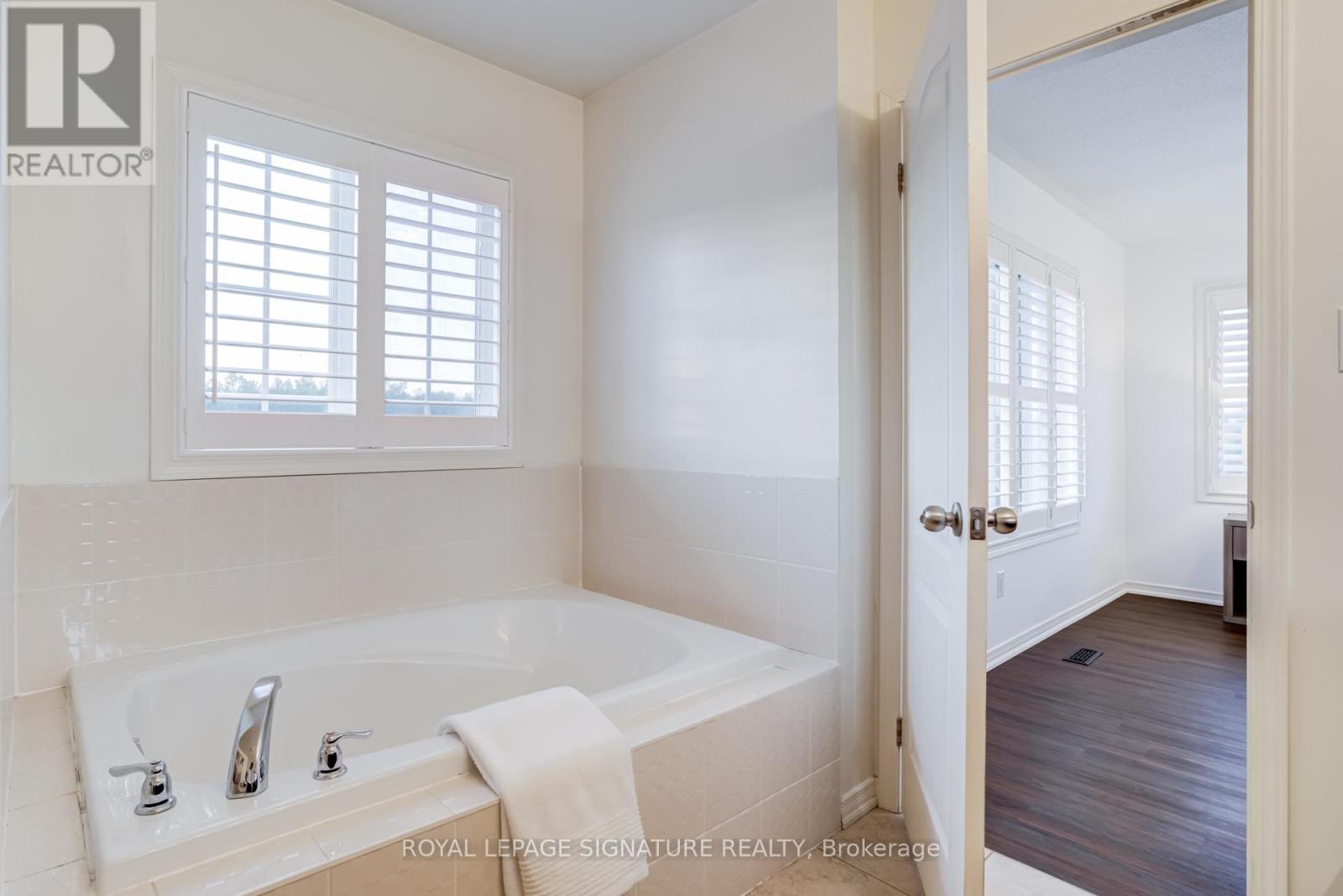 60 Ross Wright Avenue, Clarington, Ontario  L1C 3K7 - Photo 29 - E13187140