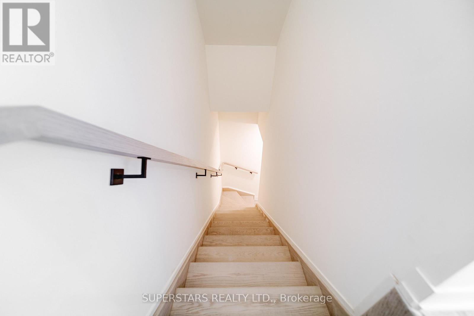 1005 - 14 David Eyer Road, Richmond Hill, Ontario  L4S 0N2 - Photo 12 - N13186420