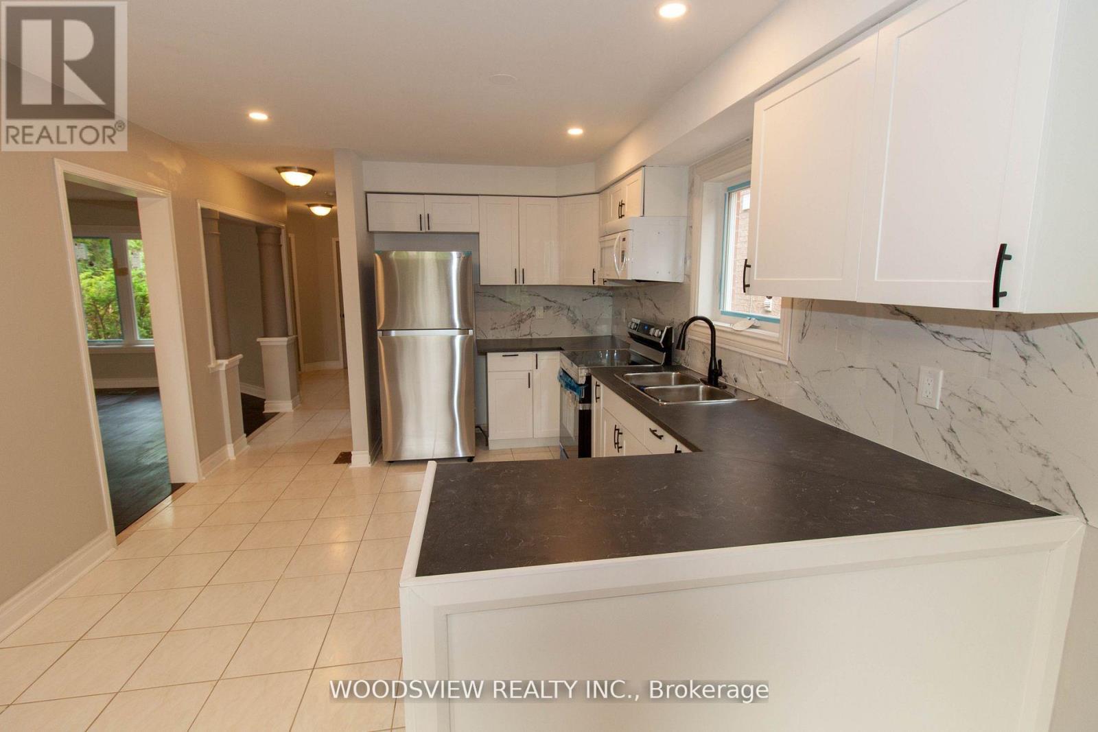 52 Rush Road, Aurora, Ontario  L4G 7G5 - Photo 3 - N13187138