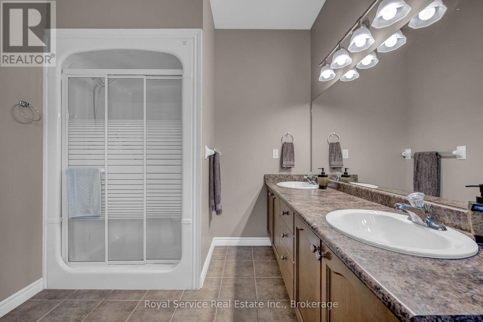 18 Dolan Court, Clarington, Ontario  L1C 5P7 - Photo 25 - E13187320